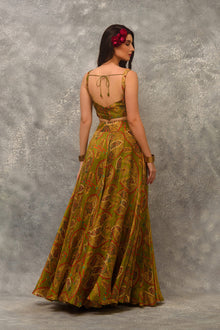 A line Printed skirt with  blouse and orangnza hand emb Cape