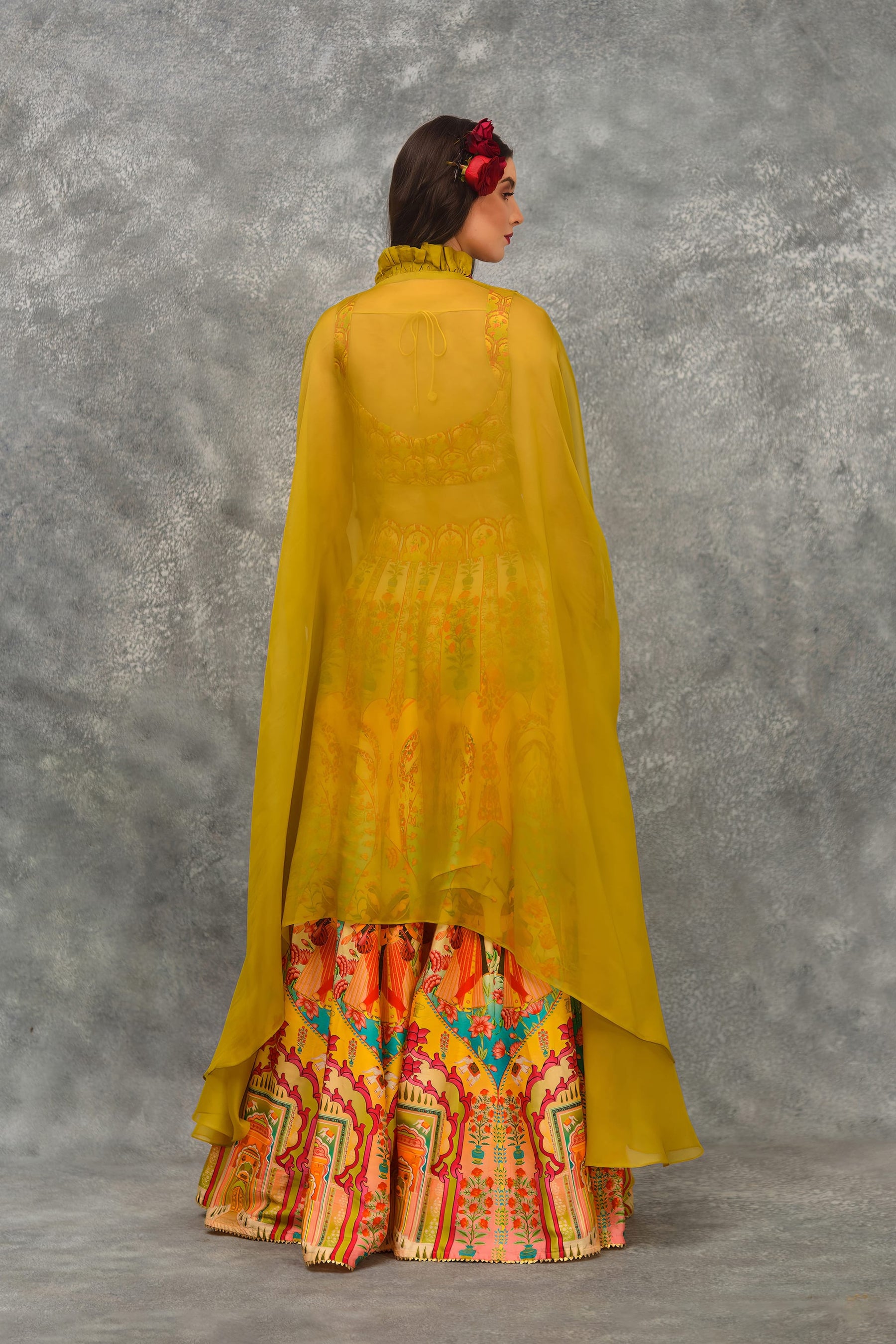 Door Sharara Cape